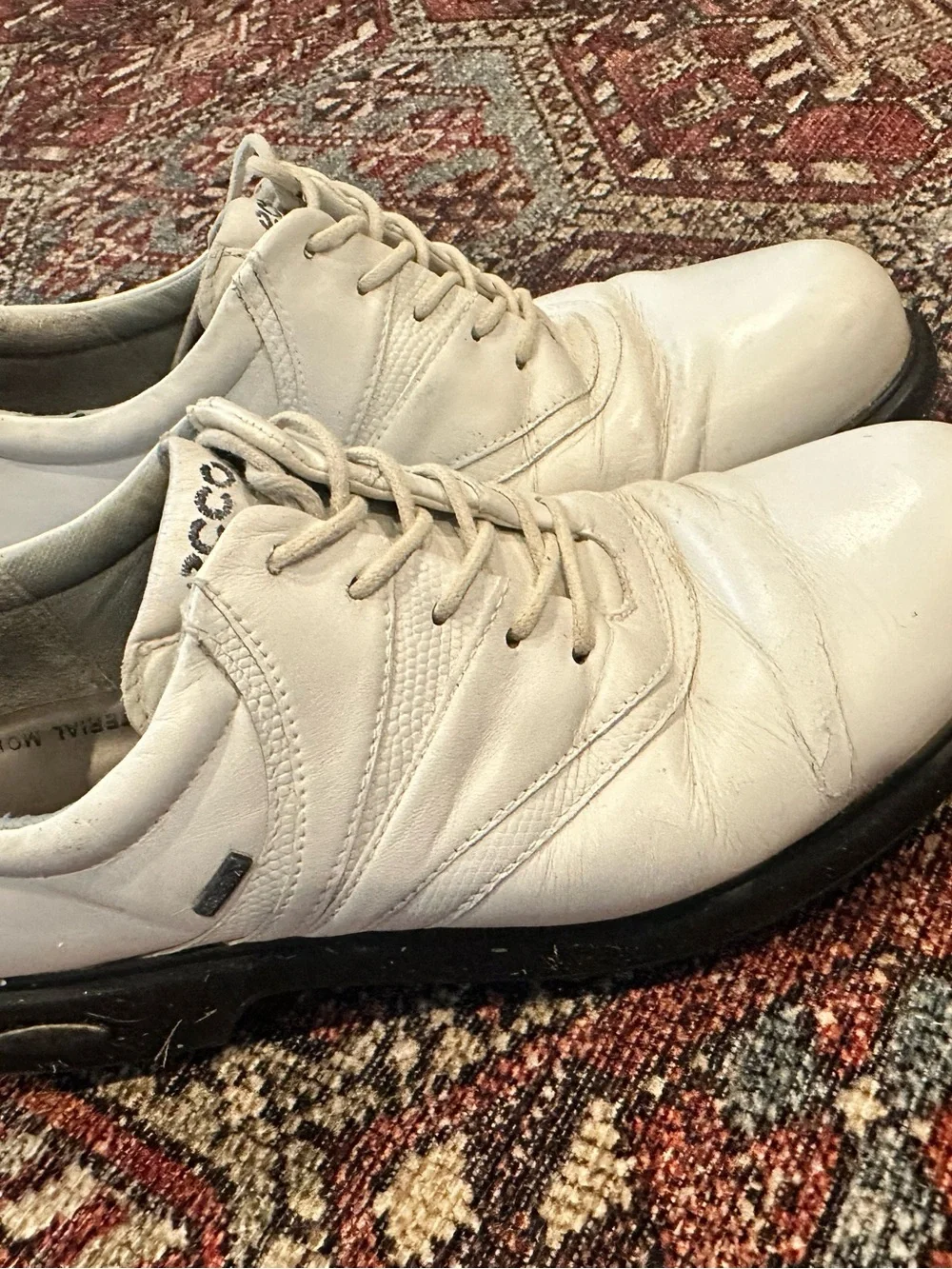 ECCO Women's White Leather Spikeless Golf Shoes - Size 38 (US 7-7.5)